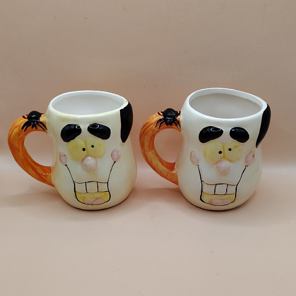 Vintage Royal Norfolk Halloween Ghost Coffee Mugs With A Spider On The Handles